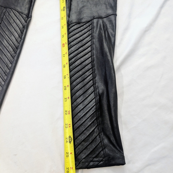 SPANX Black High-Waist Moto Ribbed Leggings - Picture 8 of 8